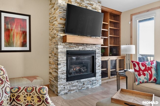 Foto del edificio - 3042 Lower Saddleback Rd