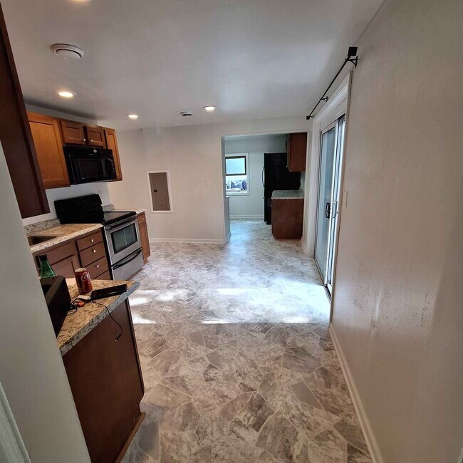 Foto del edificio - 631 Broad St