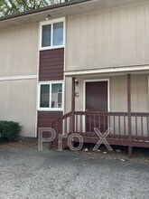 Building Photo - 1108 S Joplin St