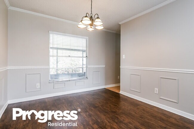 Building Photo - 2629 Saffron Dr