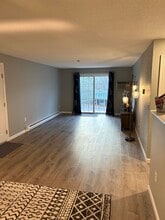 Building Photo - 130 Endicott St N