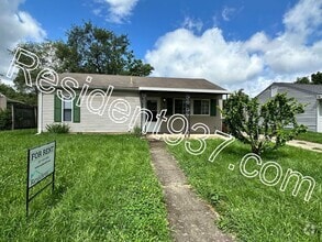 Building Photo - 49 Rockland Dr