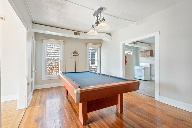 Foto del edificio - 2020 1/2 College St - Cedar Falls