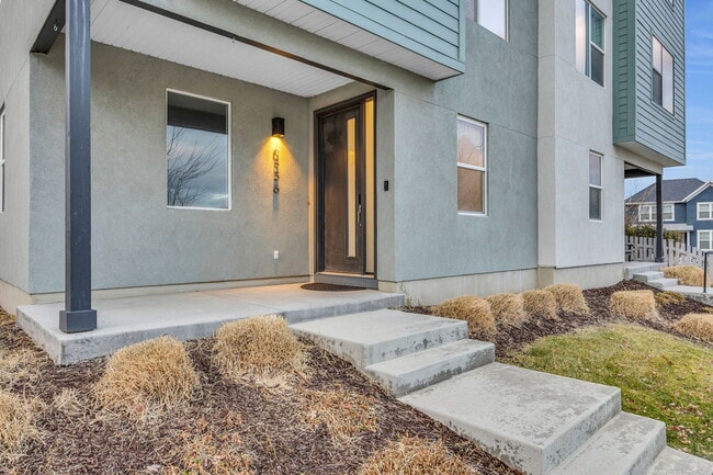 Building Photo - 6356 Birch Run Rd