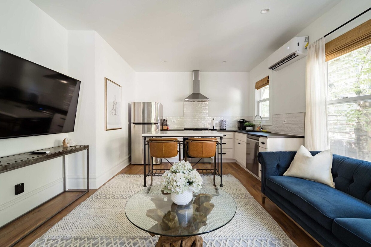 Foto principal - 1605 NW 23rd Ave