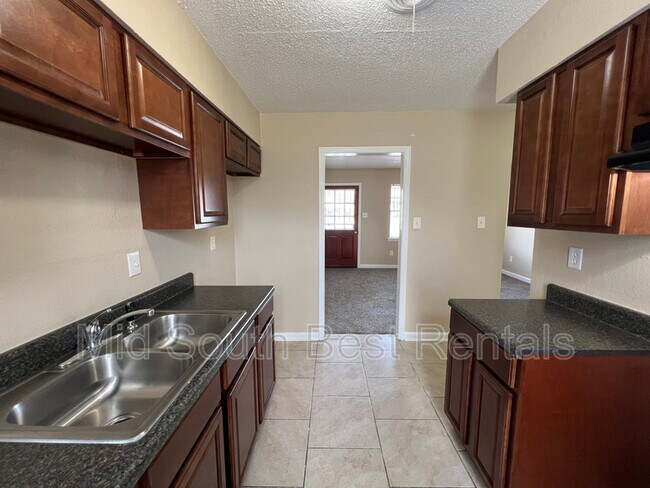 Building Photo - 3738 Wolf Trail Dr