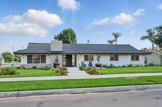 Building Photo - 830 Huerta Verde Rd