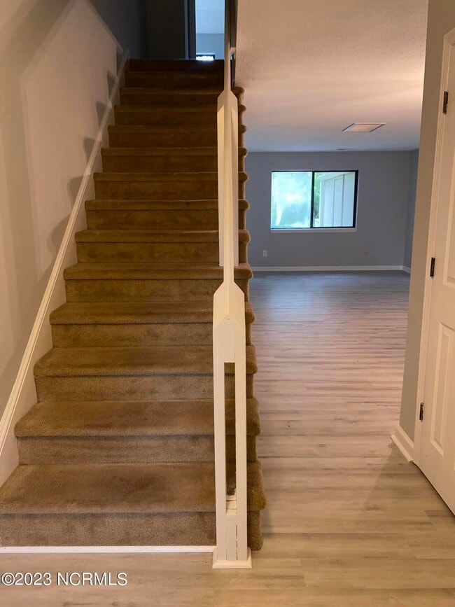 81 Quarterdeck, New Bern, NC 28562 Townhome Rentals in New Bern NC