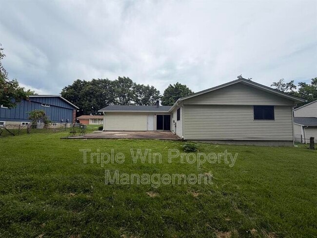 Building Photo - 2372 Rockymont Dr