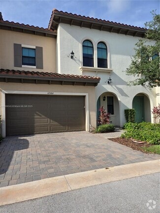 Building Photo - 12584 NW 32nd Manor