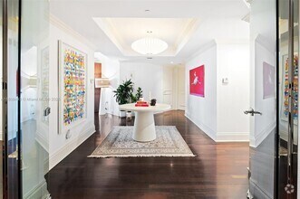 Building Photo - 765 Crandon Blvd