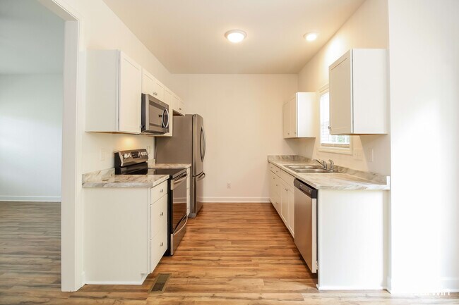 Building Photo - 1711 Kay Street, Greensboro, NC 27405