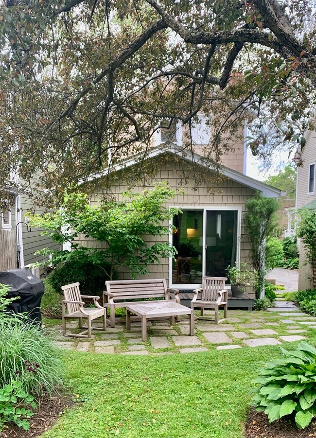 314 Woodland Rd, Edgeworth, PA 15143 House Rental in Edgeworth, PA