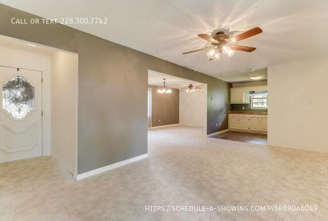 Foto del edificio - 9708 Forts Lake Rd