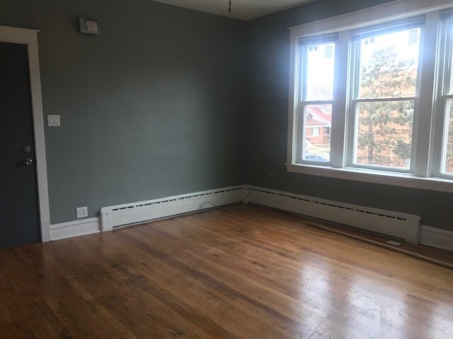 Building Photo - 3756 N Lavergne Ave