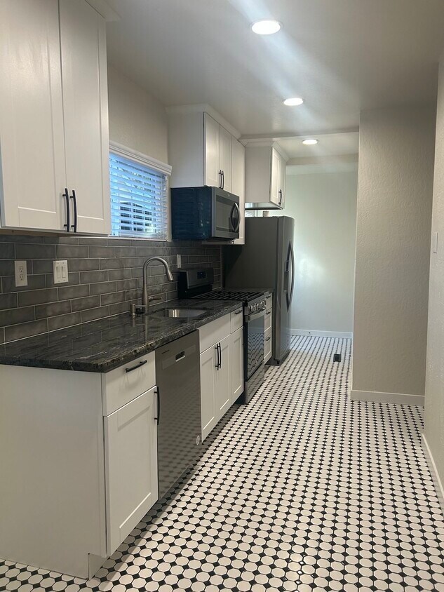 Foto principal - 1601 Plumas St