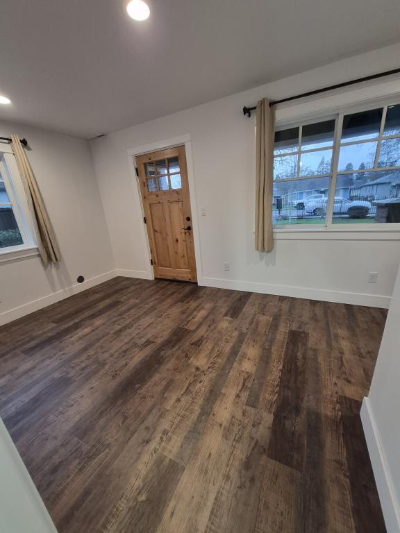 Foto del edificio - 224 SW J St