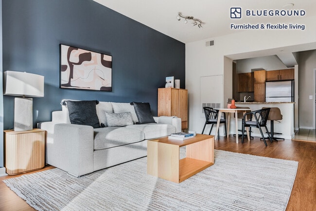 Foto del edificio - 2400 M St NW