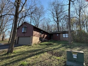 Building Photo - 731 Williams Ct