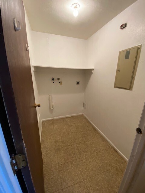 Building Photo - 456 Burman Ave