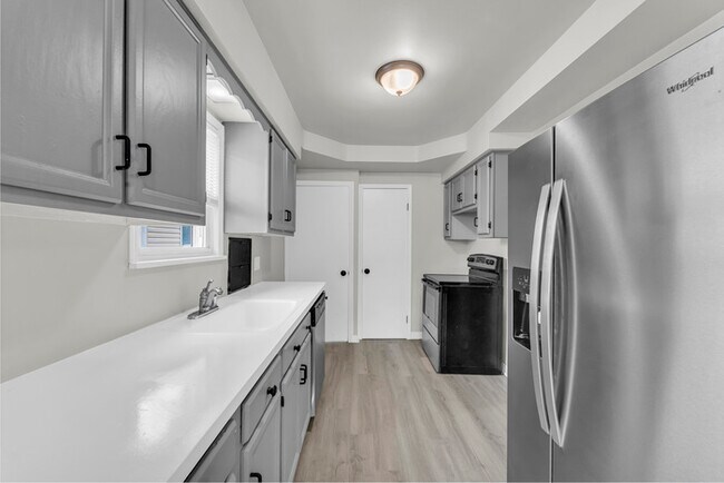 Foto del edificio - 4238 Bayard Rd