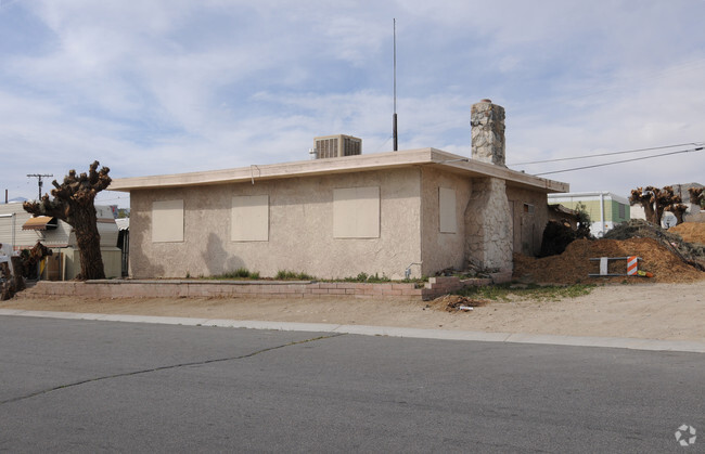 Building Photo - Desert Hot Springs Trailer Park