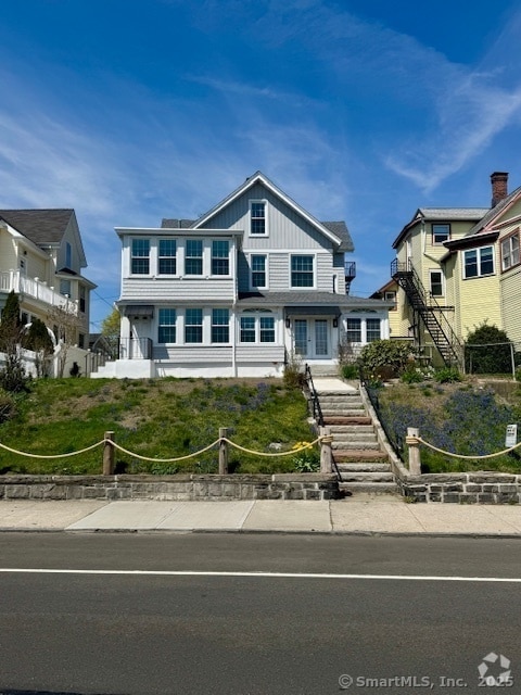 Building Photo - 37 Seaview Ave