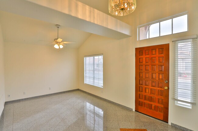 Building Photo - 3870 W Golden Keys Way