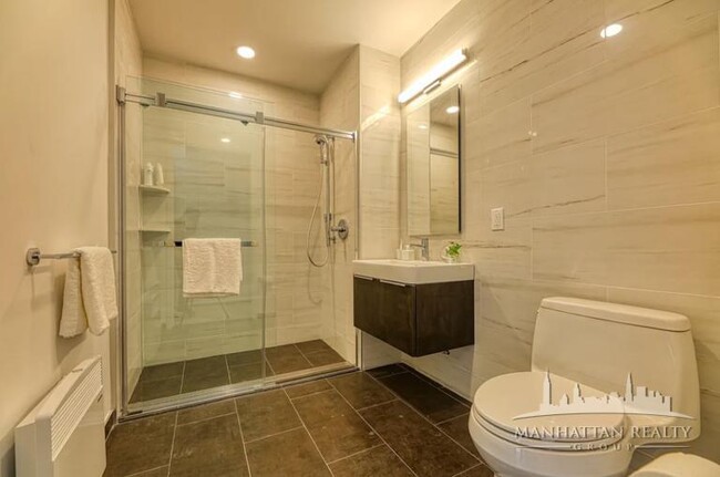 Building Photo - 0 bedroom in FLUSHING NY 11354