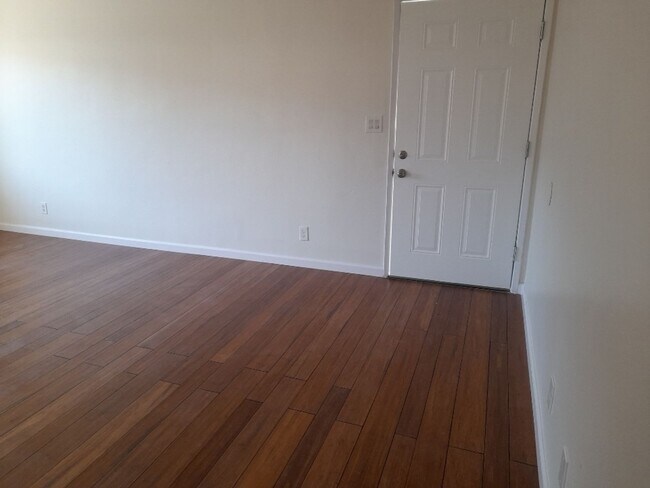 Building Photo - 4626 W 162nd St