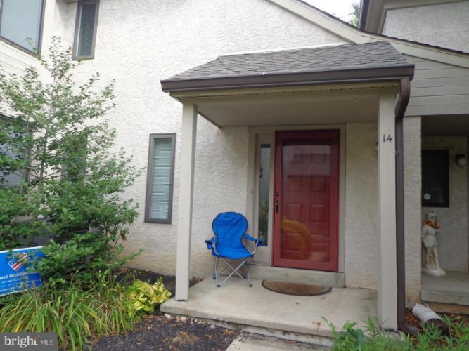 14 Oakmont Pl, Media, PA 19063 Townhouse for Rent in Media, PA