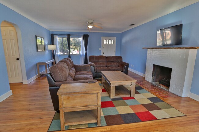 Foto del edificio - 2580 38th Ave N