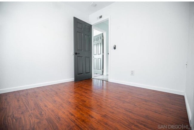 Building Photo - 1808 Bluehaven Ct