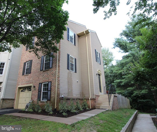 Foto del edificio - 7867 Wintercress Ln