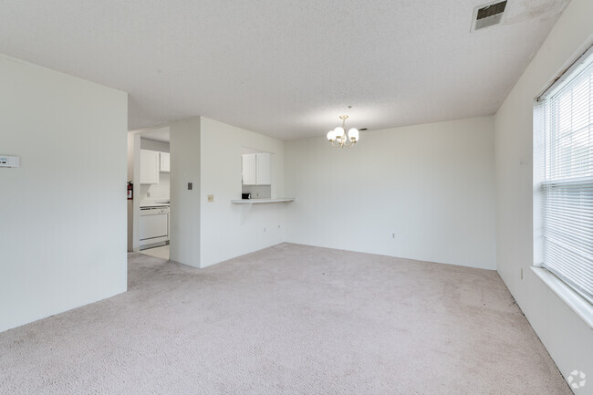 1 BR, 1 BA 750 PIES CUADRADOS - Hunters Ridge