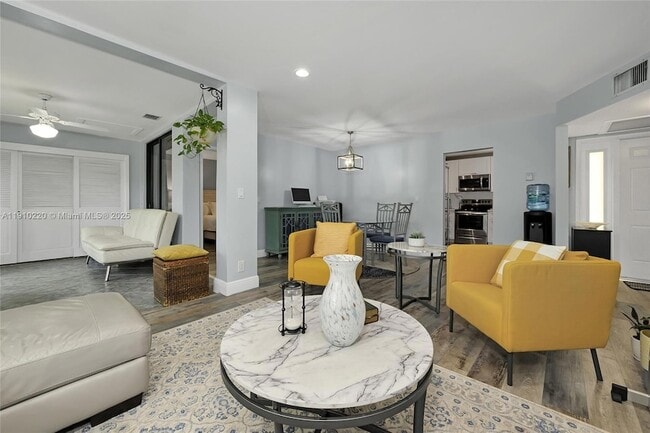 Photo - 2676 Carambola Cir N Apartment