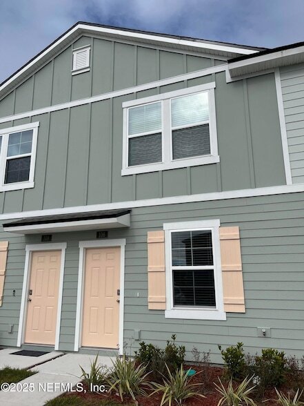 Foto del edificio - 106 Whispering Brk Dr