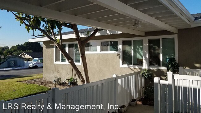 Building Photo - 3 br, 2 bath House - 1024 El Dorado Drive