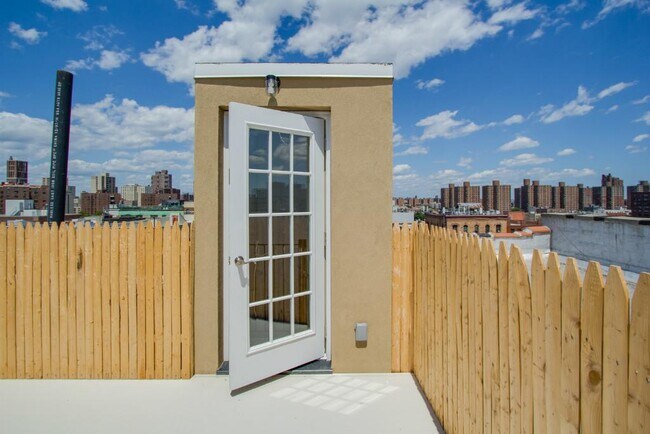 Photo - 1590 Lexington Ave Apartment