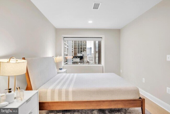 Foto del edificio - 1801 Market St