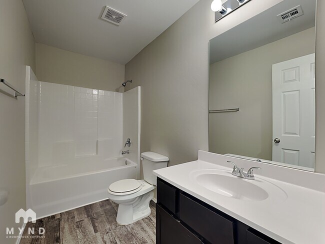 Foto del edificio - 12201 Jude Way