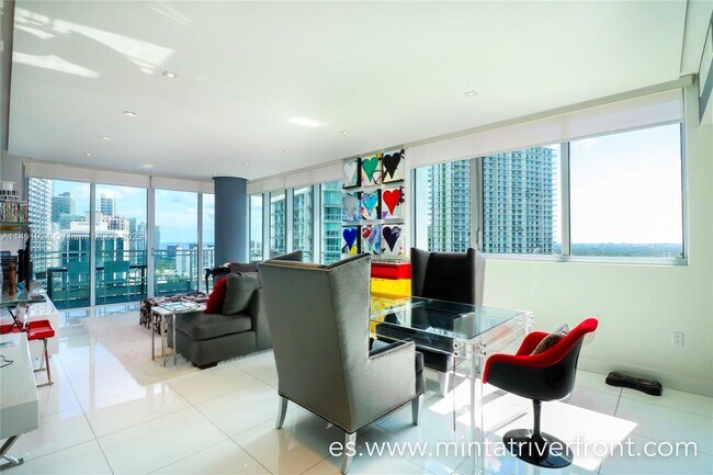 Foto del edificio - 92 SW 3rd St