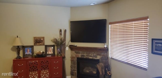 Building Photo - 3 br, 2 bath Townhome - 5473 Aspen Meadow Ln