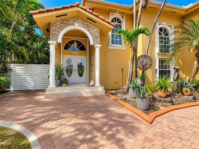 Foto del edificio - 15721 SW 44th Terrace