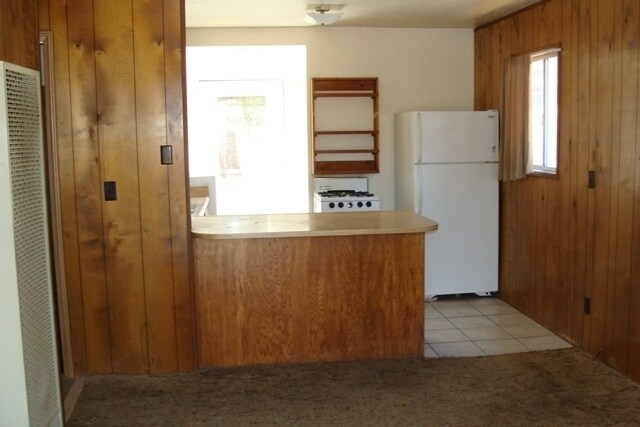 Building Photo - Single story 1 bedroom