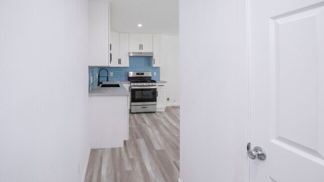 Foto del edificio - 18413 Erwin St