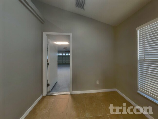 Foto del edificio - 1073 Sheeler Hills Dr