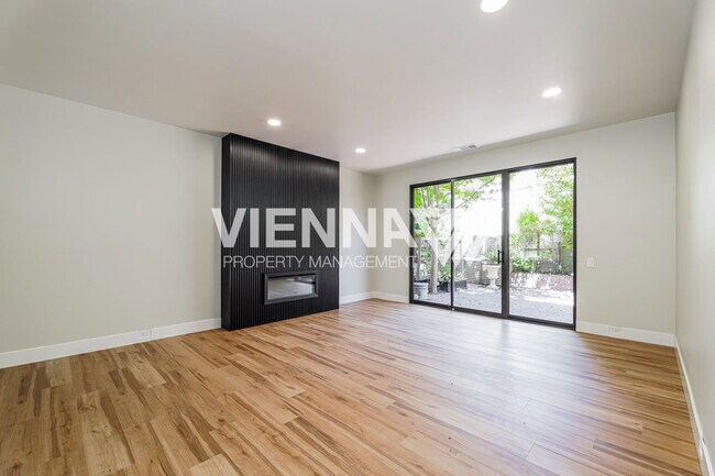 Foto del edificio - 340 Wyndgate Rd