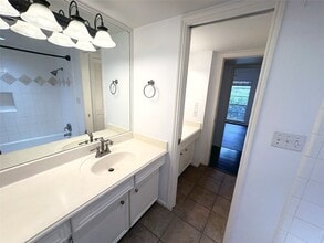 Building Photo - 6483 Bayou Glen Rd