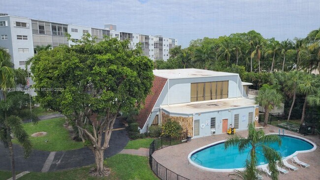 Foto del edificio - 1425 Atlantic Shores Blvd